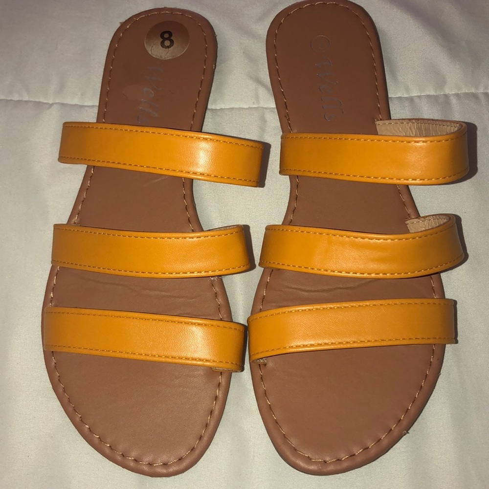 Wells sandals